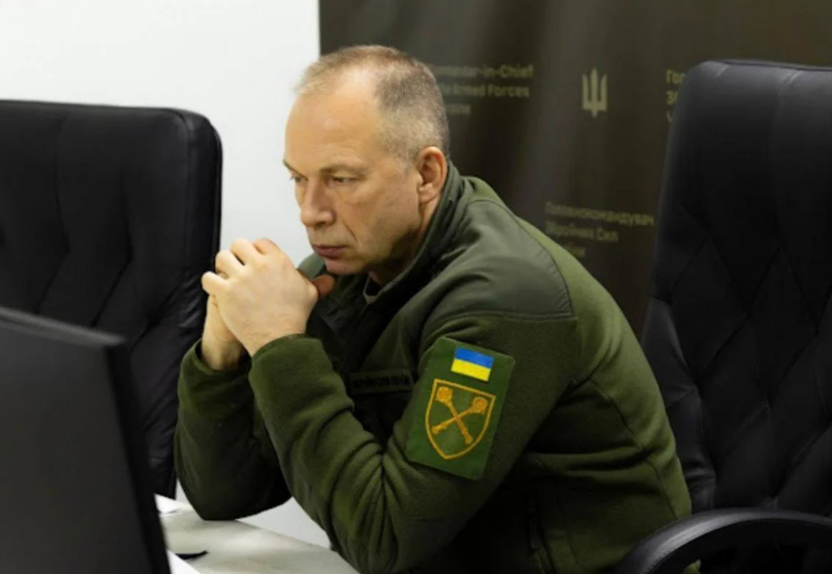 Сирський заявив про відновлення контролю над 12 населеними пунктами на олександрівському напрямку Сирський заявив про відновлення контролю над 12 населеними пунктами на олександрівському напрямку